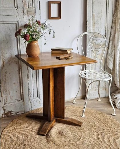 Ancienne petite table d'appoint guéridon, desserte style table de bistrot joli piètement bois