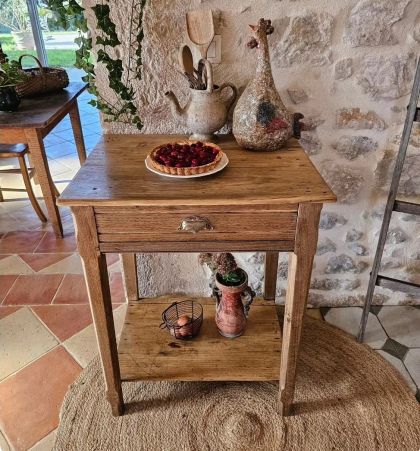 Ancienne table d'appoint, desserte guéridon tiroir poignée coquille étagère cuisine entrée