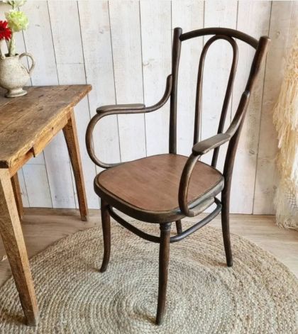 Ancien fauteuil Thonet modèle 1056  bois courbé