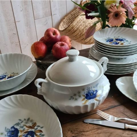 Service à Table 72 Pièces en Porcelaine Florence M2- Carré GB290