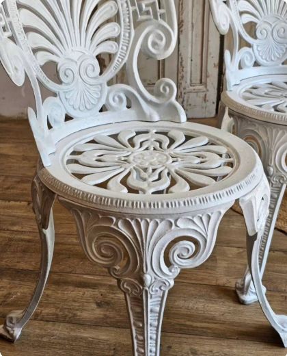 Chaises de jardin en fonte d'aluminium blanc style victorien avec clé grecque Lot 4