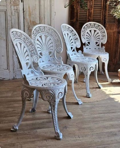 Chaises de jardin en fonte d'aluminium blanc style victorien avec clé grecque Lot 4