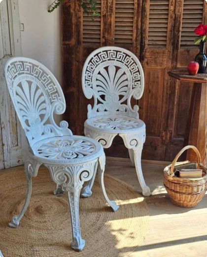 Chaises de jardin en fonte d'aluminium blanc style victorien avec clé grecque Lot 4