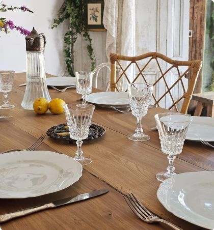 Ancienne grande table de ferme en chêne et noyer 2 tiroirs