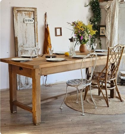 Ancienne grande table de ferme en chêne et noyer 2 tiroirs