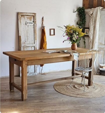 Ancienne grande table de ferme en chêne et noyer 2 tiroirs