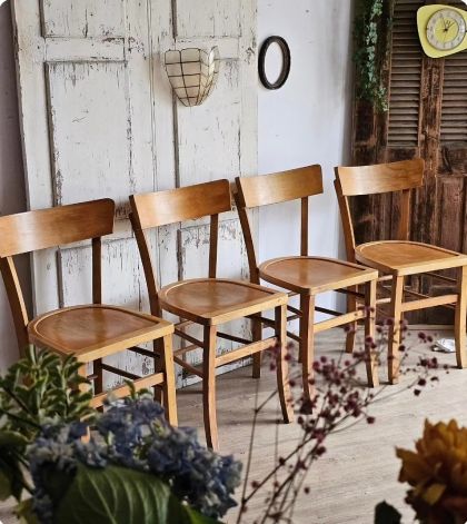 Anciennes chaises de bistrot  lot 4