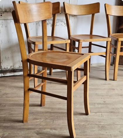 Anciennes chaises de bistrot  lot 4