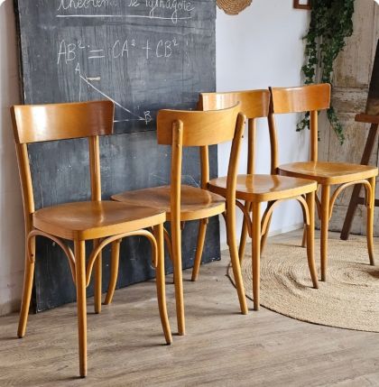 4 anciennes chaises de bistrot Thonet