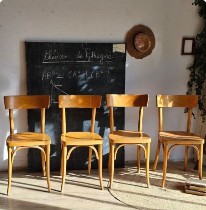 4 anciennes chaises de bistrot Thonet