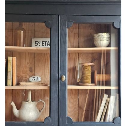 Ancienne vitrine noire début XXe à poser ou à accrocher