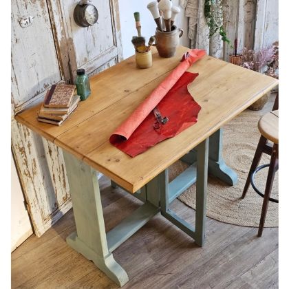 Table pliante Gateleg, idéale table d'atelier, table d'appoint