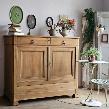 Ancien grand bahut buffet en noyer 20e siècle