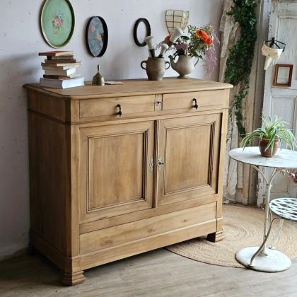 Ancien grand bahut buffet en noyer 20e siècle