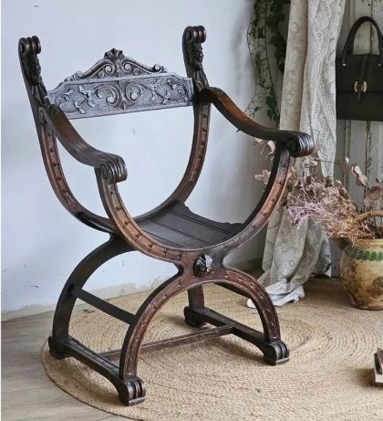 Ancien fauteuil dagobert Massif fin 19e en bois sculpté