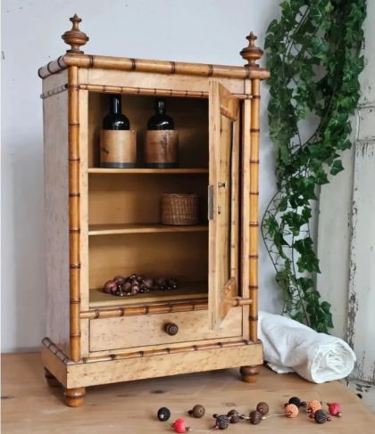 Ancienne armoire de poupée 20e Style Napoléon III faux bambou armoire à pharmacie