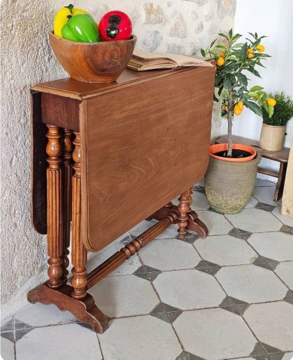 Ancienne table Gateleg fin XIXe / début XXe