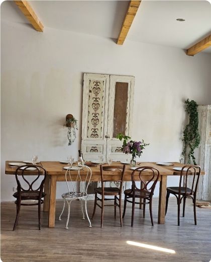 Grande table de ferme à rallonges en frêne  modulable