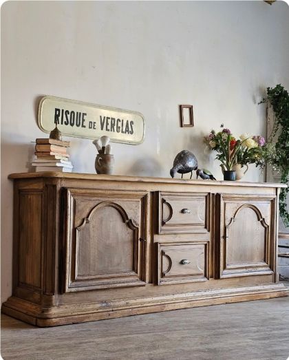 Ancien grand buffet massif début XXe