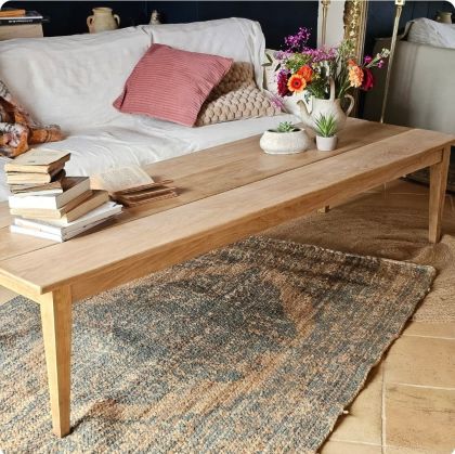 Ancienne grande table basse en chêne pieds fuseaux