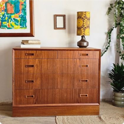 Ancienne commode Scandinave annnées 60 Lyby Mobler Denmark