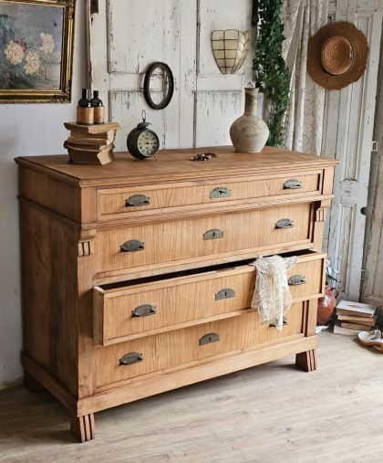 Ancienne grande commode style Louis-Philippe