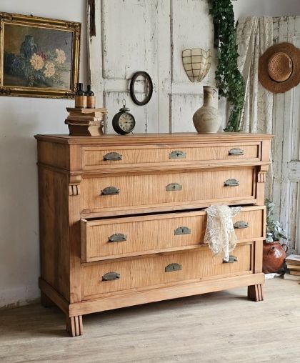 Ancienne grande commode style Louis-Philippe