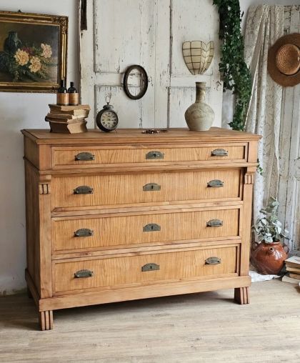 Ancienne grande commode style Louis-Philippe