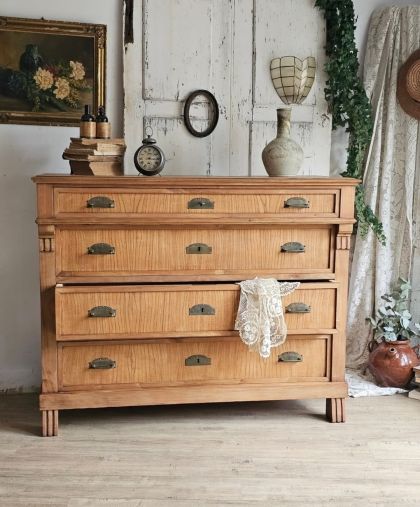 Ancienne grande commode style Louis-Philippe