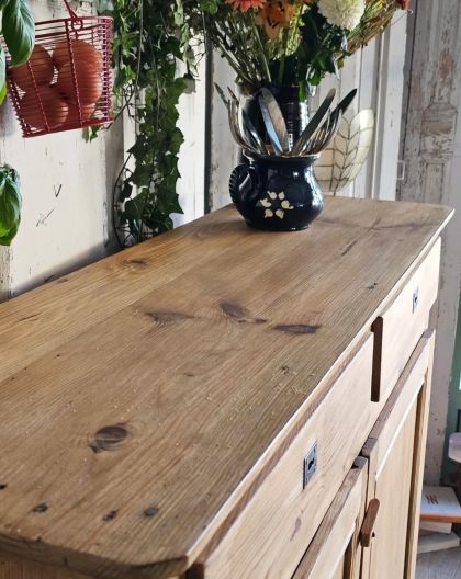 Ancien buffet campagnard début 20e