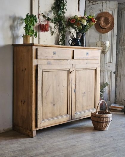 Ancien buffet campagnard début 20e