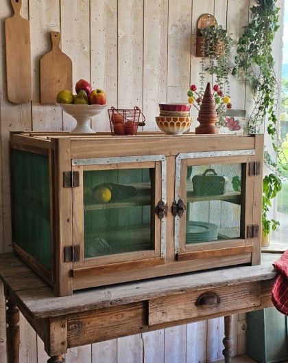 Ancien grand garde-manger début 20e chêne et sapin