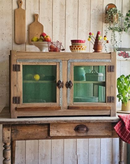 Ancien grand garde-manger début 20e chêne et sapin