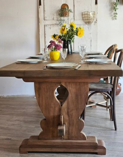 Ancienne grande table monastère massive