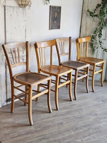 Anciennes chaises de bistrot Luterma lot de 4