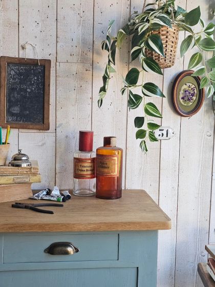Ancien meuble d'atelier des années 50