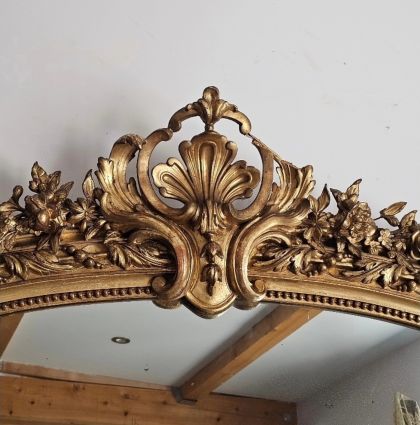 Très grand miroir doré à la feuille d'or, époque Napoléon III, fin XIXe siècle