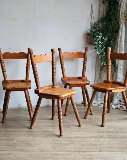 4 chaises massives en bois tourné, esprit chalet campagne