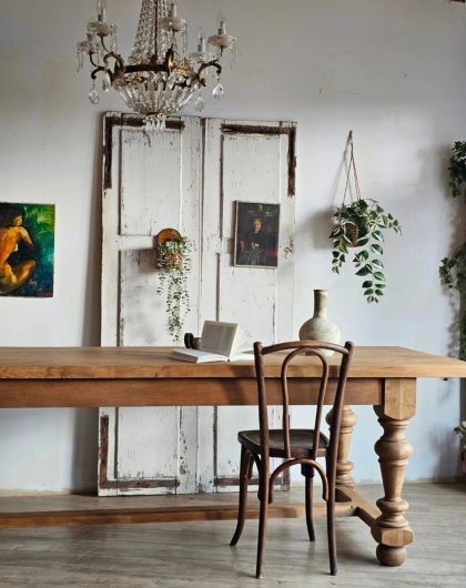 Monumental table en chêne massif 20e siècle 2 tiroirs rallonges