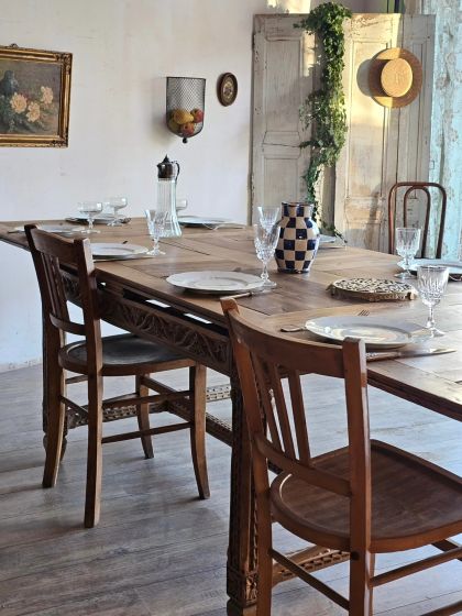 Ancienne grande table modulable en chêne massif sculpté fin 19e