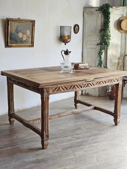 Ancienne grande table modulable en chêne massif sculpté fin 19e