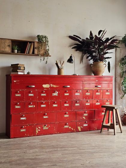 Ancien grand meuble de métier à clapets circa 1930-1950