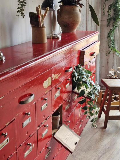 Ancien grand meuble de métier à clapets circa 1930-1950