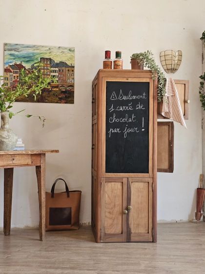 Ancien meuble de métier atypique 10 portes tableau noir