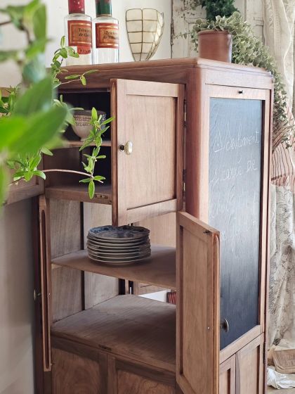 Ancien meuble de métier atypique 10 portes tableau noir