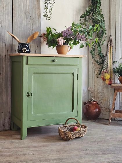 Ancien buffet fin 19e joli loquet d'origine