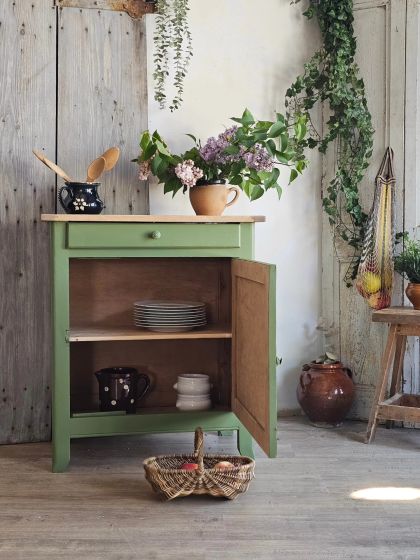 Ancien buffet fin 19e joli loquet d'origine