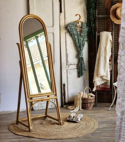 Grand miroir psyché rotin vintage indémodable