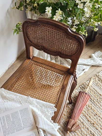 Ancienne petite banquette canné style Louis XV début XXe