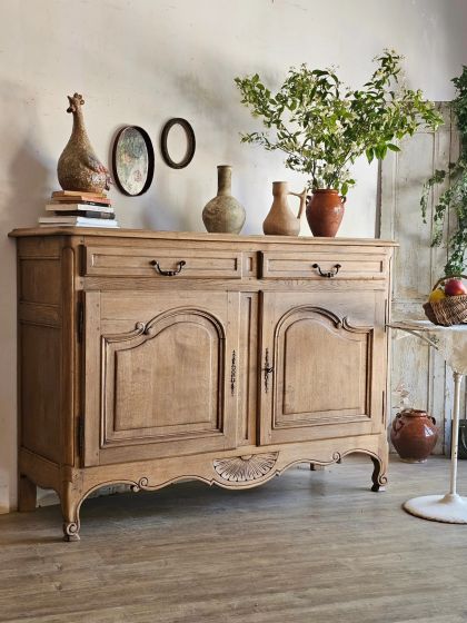 Ancien grand buffet en chêne fin XIXe début XXe